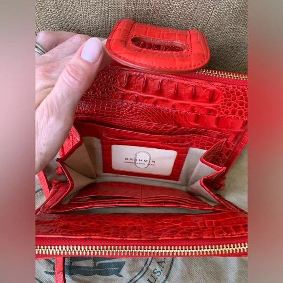 Brahmin Red Croc Embossed Leather Bag PRISTINE - Picture 5 of 8